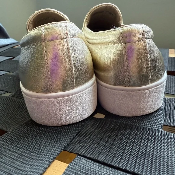 Vionic Gold Slip-On Women Shoes - Picture 7 of 8